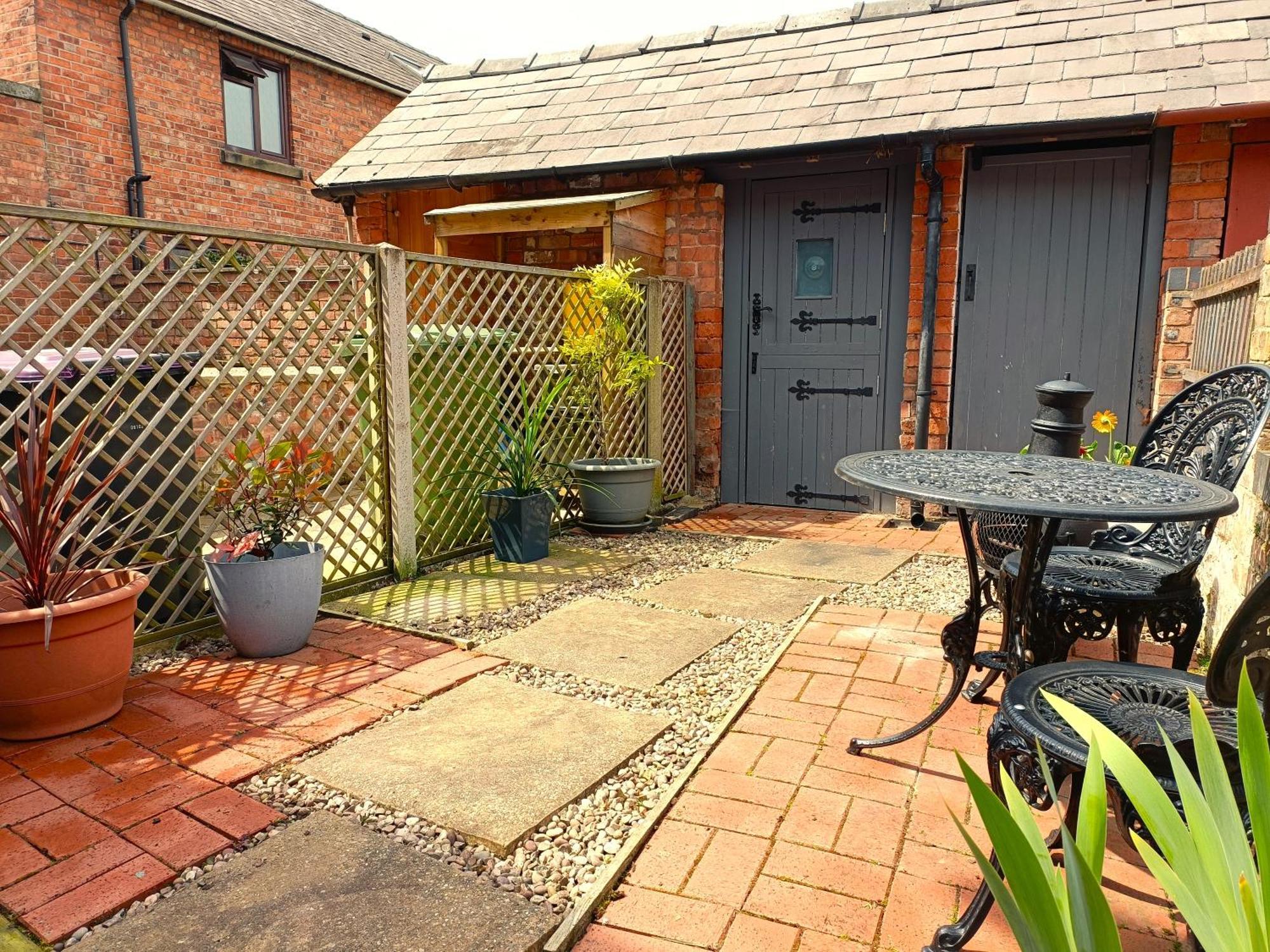 Charming Terrace Home In Whitchurch ウィットチャーチ エクステリア 写真